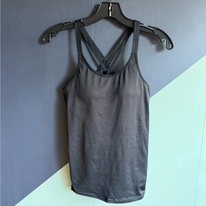 Uniqlo Airism Black Sleeveless Cross Back Bra Top, EUC